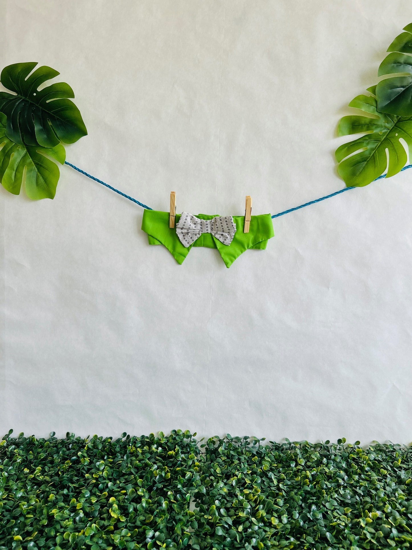 Green & Gray Square Bow Tie